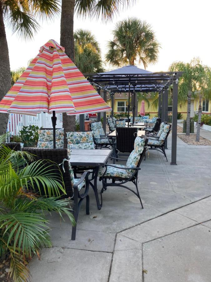 Bella Sirena Inn St. Pete Beach Εξωτερικό φωτογραφία