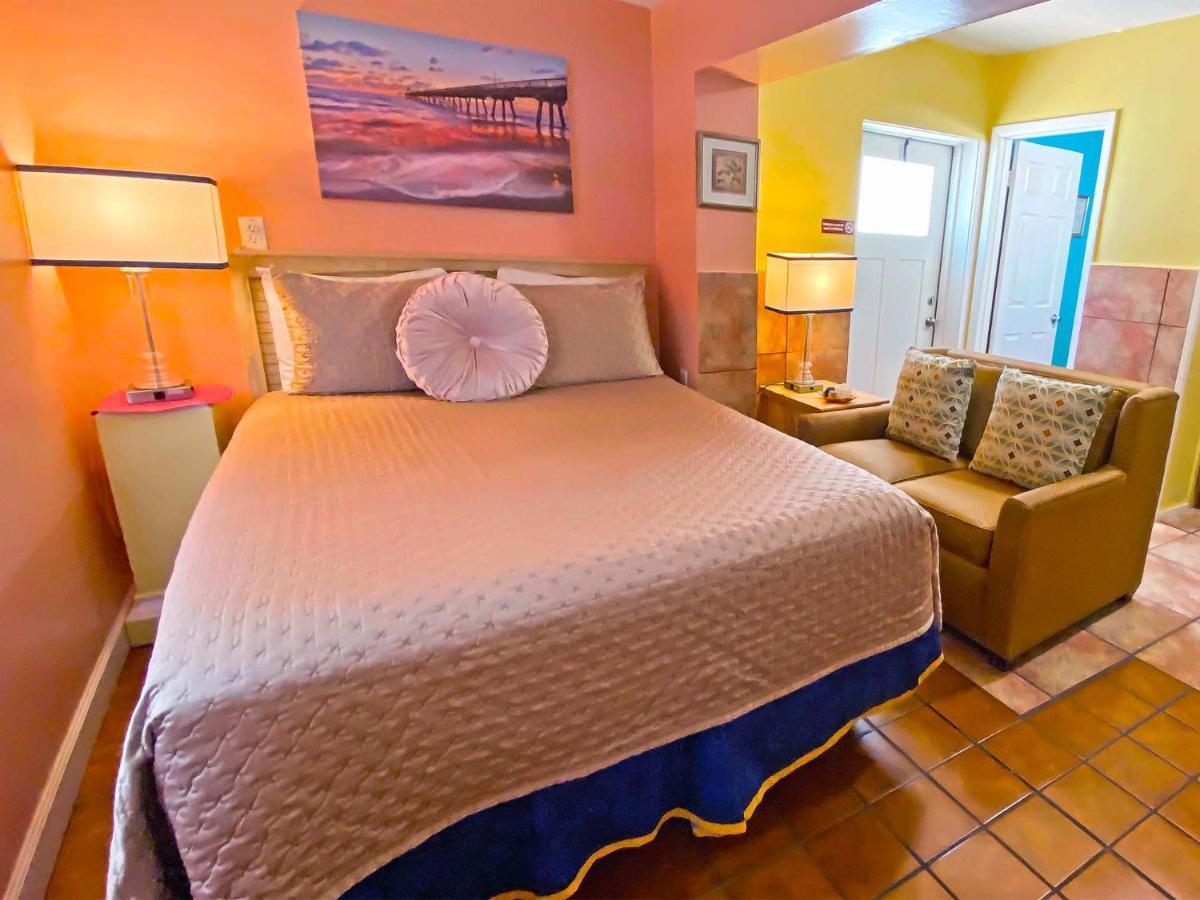 Bella Sirena Inn St. Pete Beach Εξωτερικό φωτογραφία