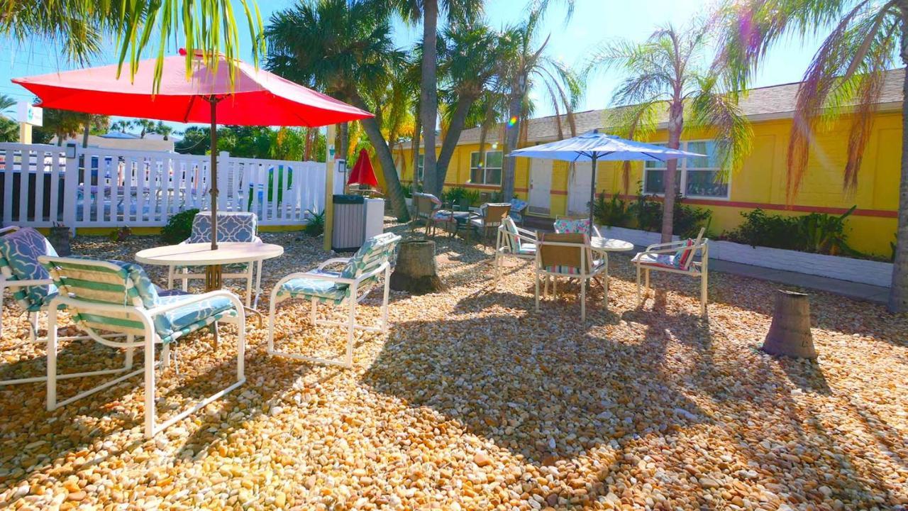 Bella Sirena Inn St. Pete Beach Εξωτερικό φωτογραφία