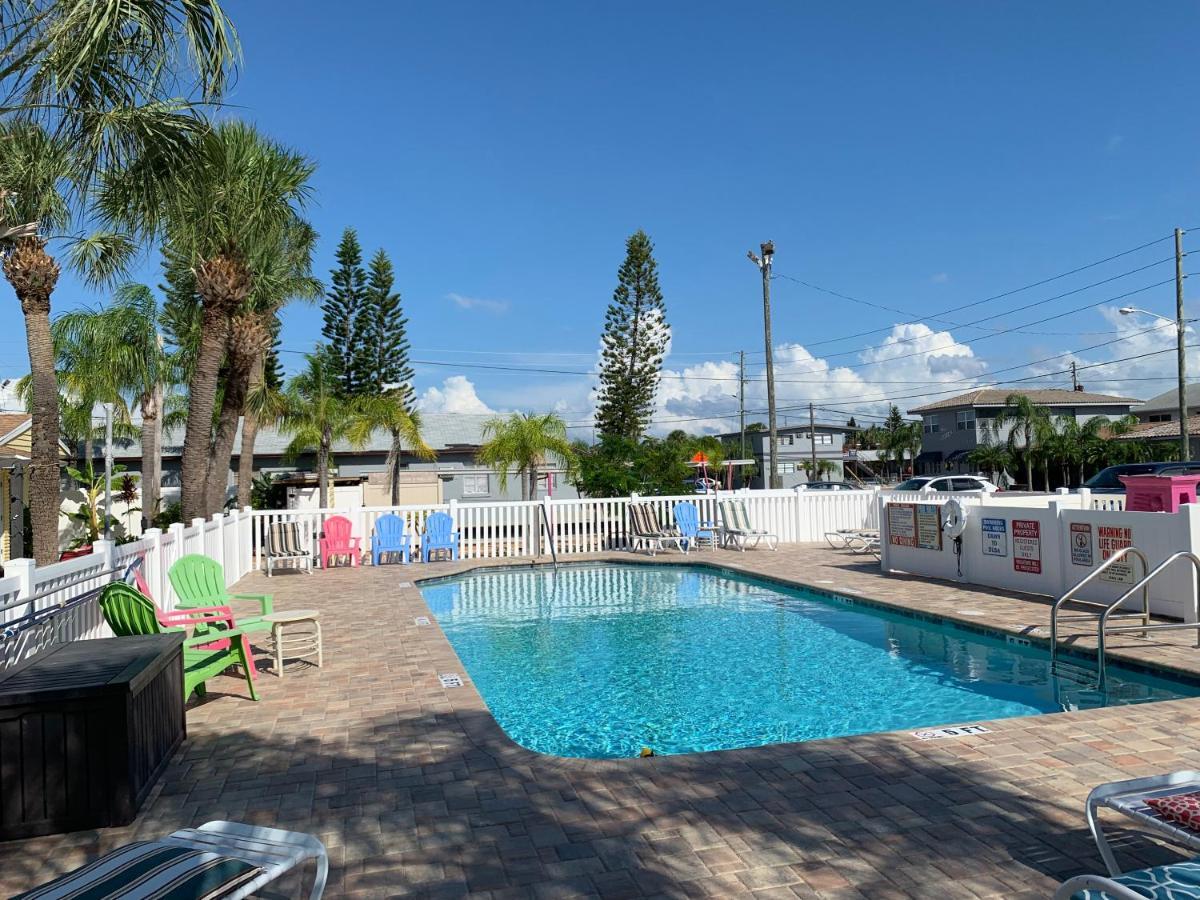 Bella Sirena Inn St. Pete Beach Εξωτερικό φωτογραφία